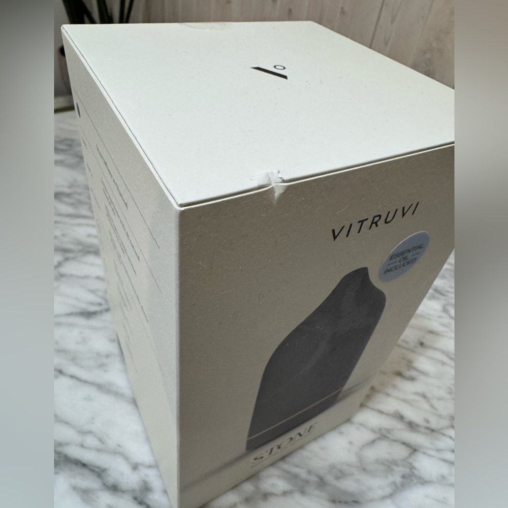 Vitruvi, Stone, Essential Oil Diffuser, Charcoal - Picture 5 of 7